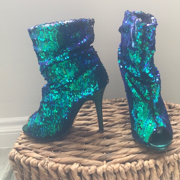 Brand New! Sequin Boots - Picture 2 of 7